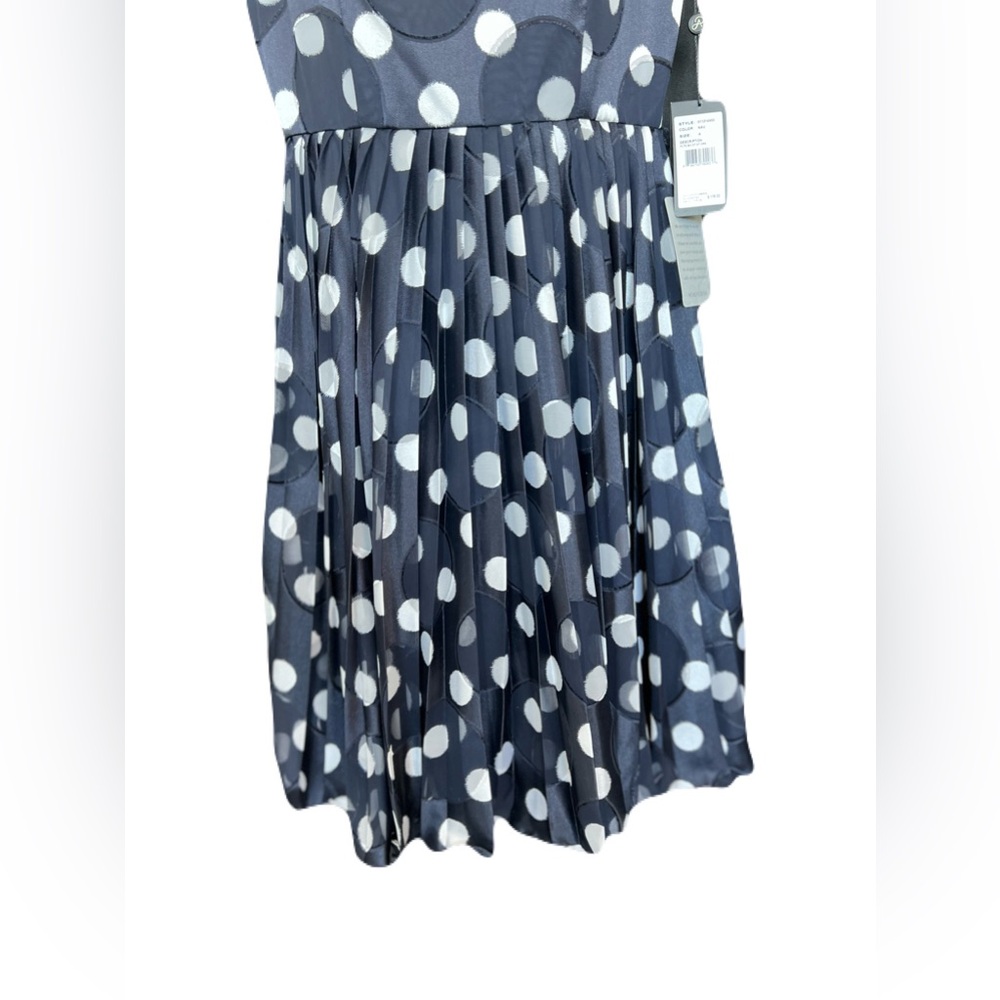 π π NWT ADRIANNA PAPELL Navy & White Polka Dot Fit & Flare Dress | Size 4 - Picture 3 of 12
